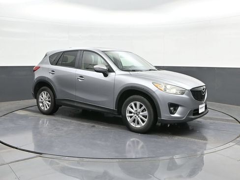 Used 2015 MAZDA CX-5 Touring w/ Bose/Moonroof Package FWD image 15