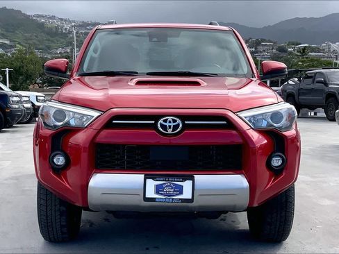 Used 2024 Toyota 4Runner TRD Off-Road AWD/4WD image 6
