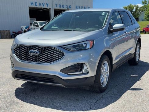 Used 2023 Ford Edge SEL w/ Convenience Package AWD/4WD image 7