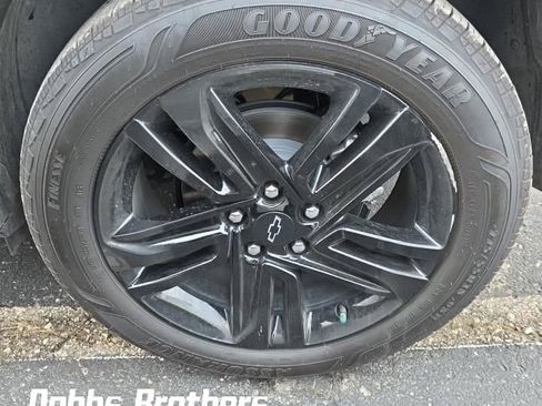 Used 2025 Chevrolet Trax ACTIV w/ Sunroof Package image 12