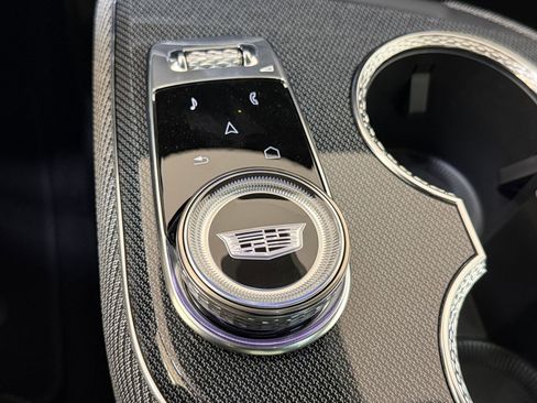 New 2026 Cadillac Optiq Sport 1 image 28