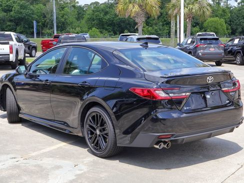 Used 2026 Toyota Camry SE w/ Convenience Package FWD image 20