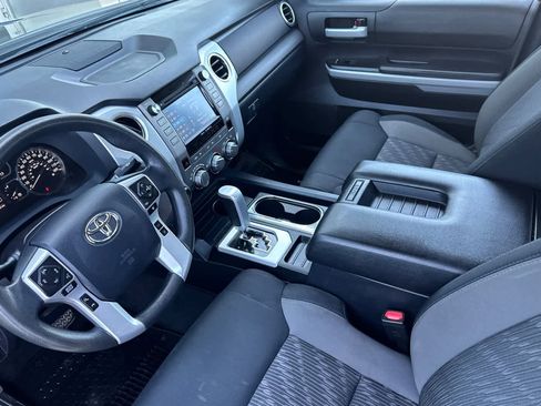 Used 2018 Toyota Tundra SR5 w/ SR5 Upgrade Package AWD/4WD image 11