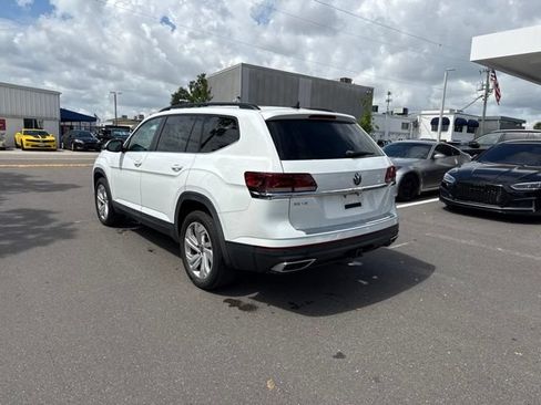 Used 2021 Volkswagen Atlas SE w/ Towing Package FWD image 3