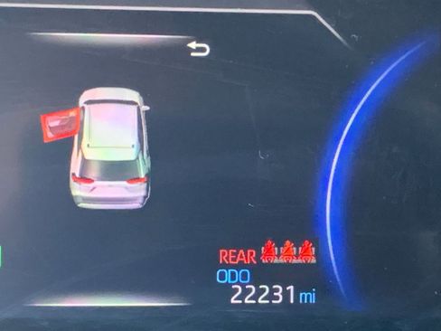 Used 2025 Toyota RAV4 LE image 39