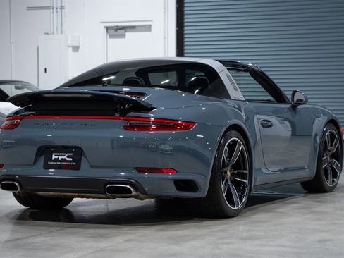 Used 2017 Porsche 911 Targa 4 AWD/4WD image 6