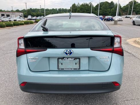 Used 2019 Toyota Prius XLE FWD image 18