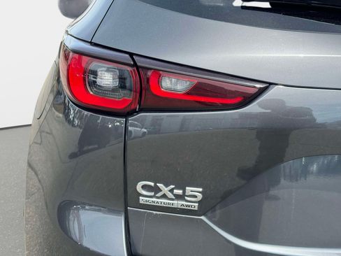 Used 2023 MAZDA CX-5 Signature AWD/4WD image 9