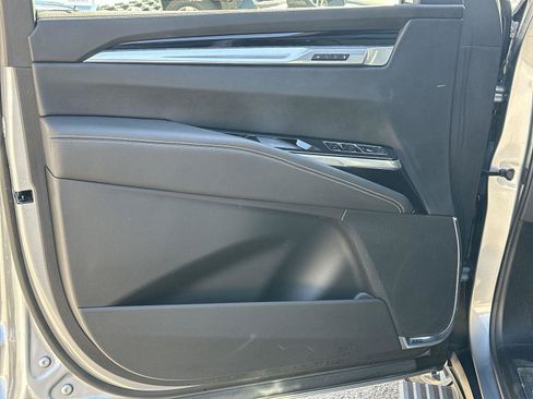 Used 2025 Cadillac Escalade Sport AWD/4WD image 22