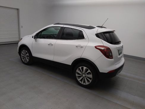 Used 2020 Buick Encore Preferred image 3