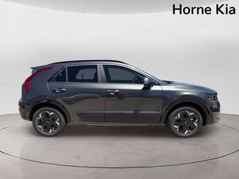 New 2026 Kia Niro Wave FWD image 3