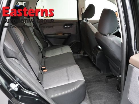 Used 2023 Nissan Rogue SV AWD/4WD image 20
