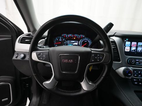 Used 2019 GMC Yukon SLE w/ HD Trailering Package AWD/4WD image 4