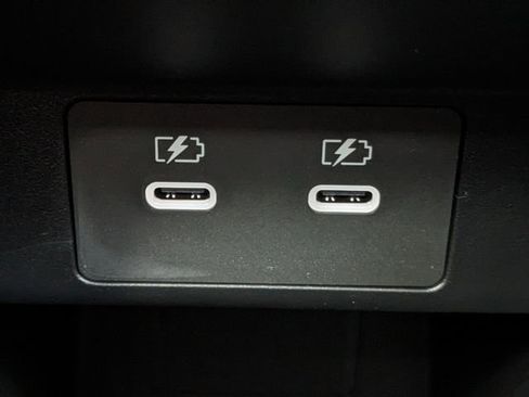 New 2025 Mitsubishi Outlander AWD image 21