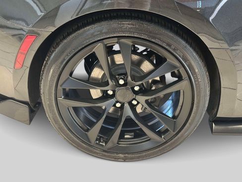 Used 2024 Chevrolet Camaro LT RWD image 6