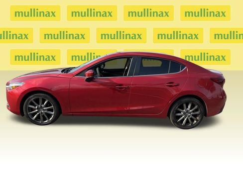 Used 2018 MAZDA MAZDA3 Grand Touring FWD image 5