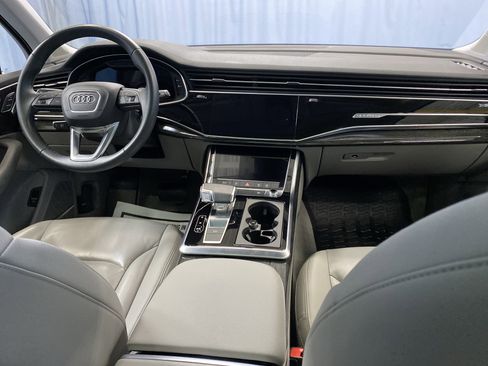 Used 2022 Audi Q7 Premium Plus w/ Premium Plus Package image 41