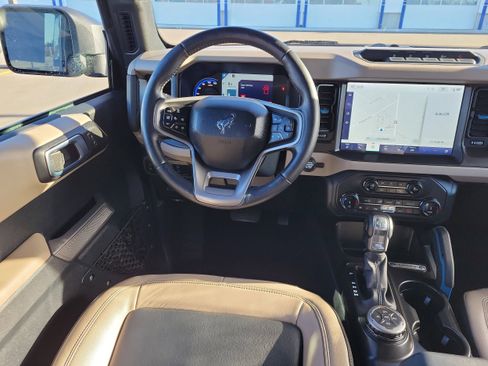 Certified 2022 Ford Bronco Wildtrak image 13