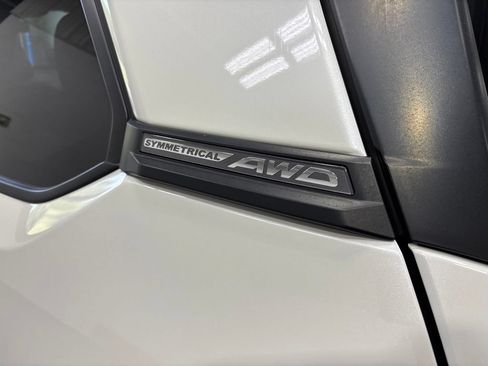 Used 2025 Subaru Forester Premium AWD/4WD image 35