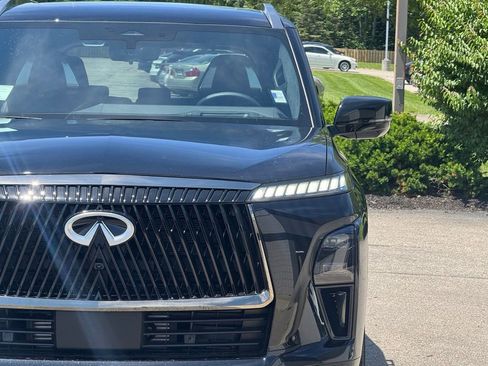 New 2026 INFINITI QX80 Autograph AWD/4WD image 7