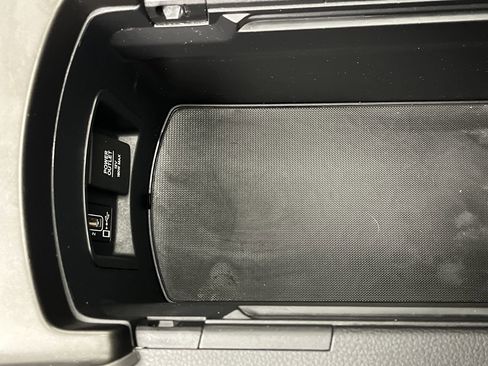 Used 2020 Honda Accord Touring image 27