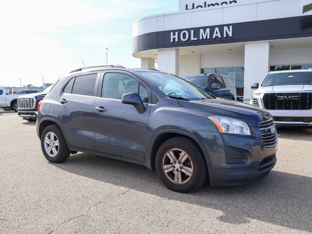 Used 2016 Chevrolet Trax LT w/ LT Convenience Package FWD image 1