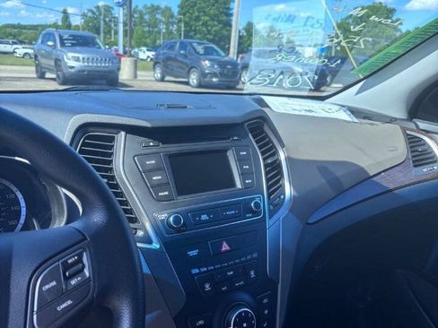 Used 2018 Hyundai Santa Fe Sport AWD/4WD image 4
