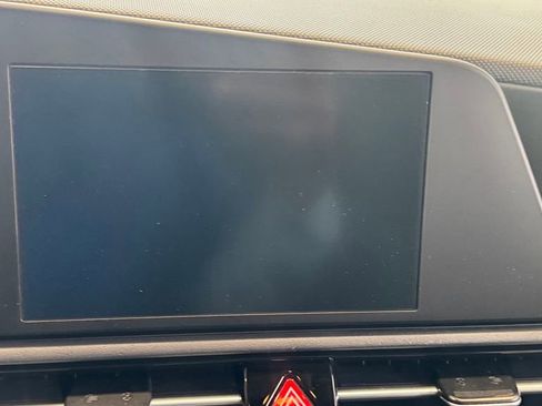 New 2026 Kia Niro LX FWD image 24