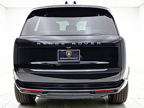 Used 2025 Land Rover Range Rover SE AWD/4WD image 10