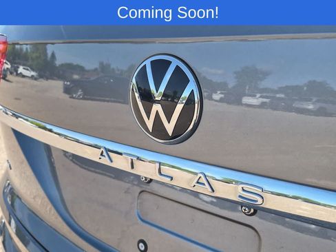 Used 2022 Volkswagen Atlas Cross Sport SEL Premium R-Line AWD/4WD image 12