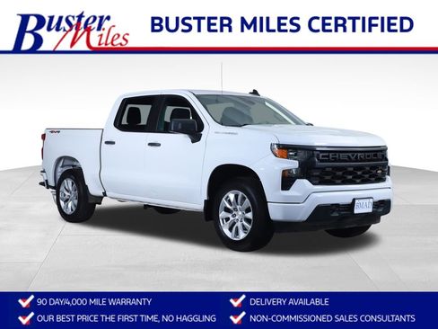 Used 2022 Chevrolet Silverado 1500 Custom image 1