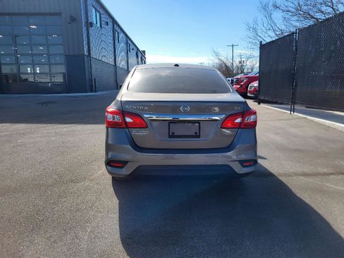 Used 2016 Nissan Sentra SV image 4