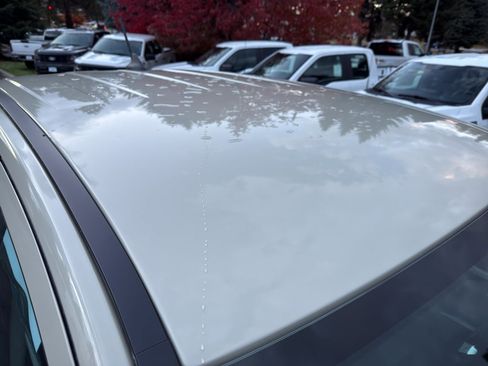 New 2025 Ford Ranger Lariat w/ FX4 Off-Road Package image 9