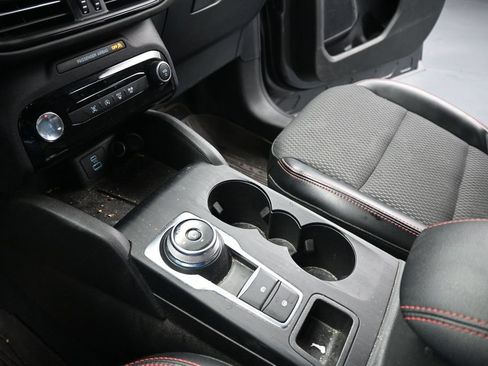Used 2023 Ford Escape ST-Line w/ Tech Pack #1 FWD image 17