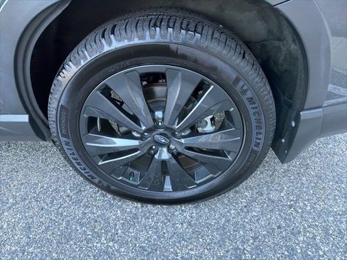 Used 2022 Subaru Ascent Onyx Edition image 16