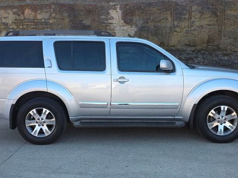 Used 2012 Nissan Pathfinder Silver image 8