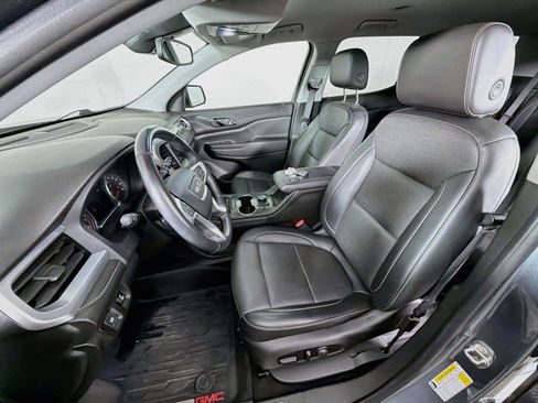 Used 2021 GMC Acadia SLT w/ Trailering Package AWD/4WD image 2