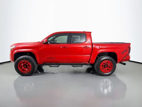 Certified 2025 Toyota Tacoma SR5 image 4