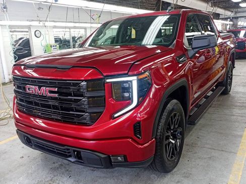 Used 2023 GMC Sierra 1500 Elevation AWD/4WD image 1