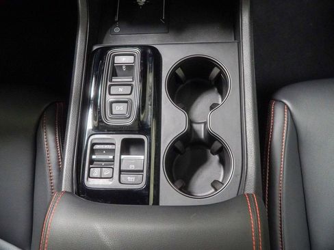 Certified 2025 Honda Pilot TrailSport image 38