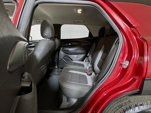 Certified 2025 Chevrolet TrailBlazer LT FWD image 20