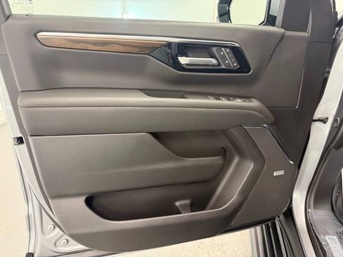 New 2026 Chevrolet Tahoe High Country image 14