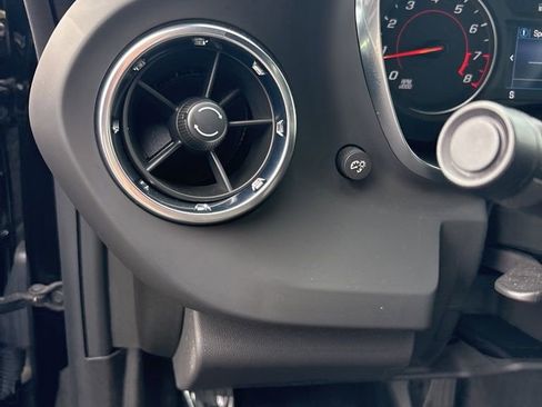 Used 2023 Chevrolet Camaro LT w/ Technology Package image 38