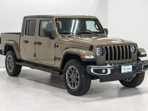 Used 2020 Jeep Gladiator Sport AWD/4WD image 6