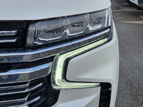 Used 2023 Chevrolet Tahoe Premier AWD/4WD image 10