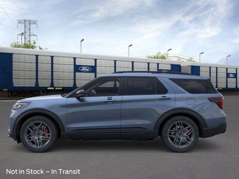 New 2026 Ford Explorer ST RWD image 3