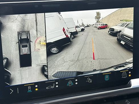Used 2024 Chevrolet Silverado 2500 High Country w/ Max Trailering Package AWD/4WD image 19