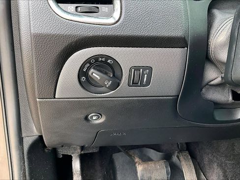 Used 2019 Dodge Durango GT image 34