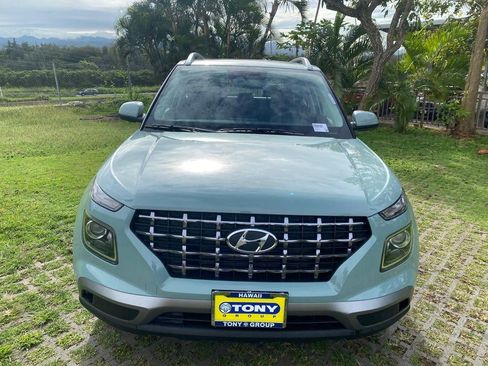 New 2026 Hyundai Venue SEL FWD image 7