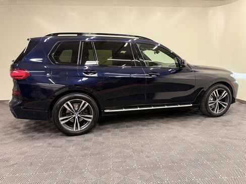 Used 2022 BMW X7 xDrive40i w/ M Sport Package AWD/4WD image 16